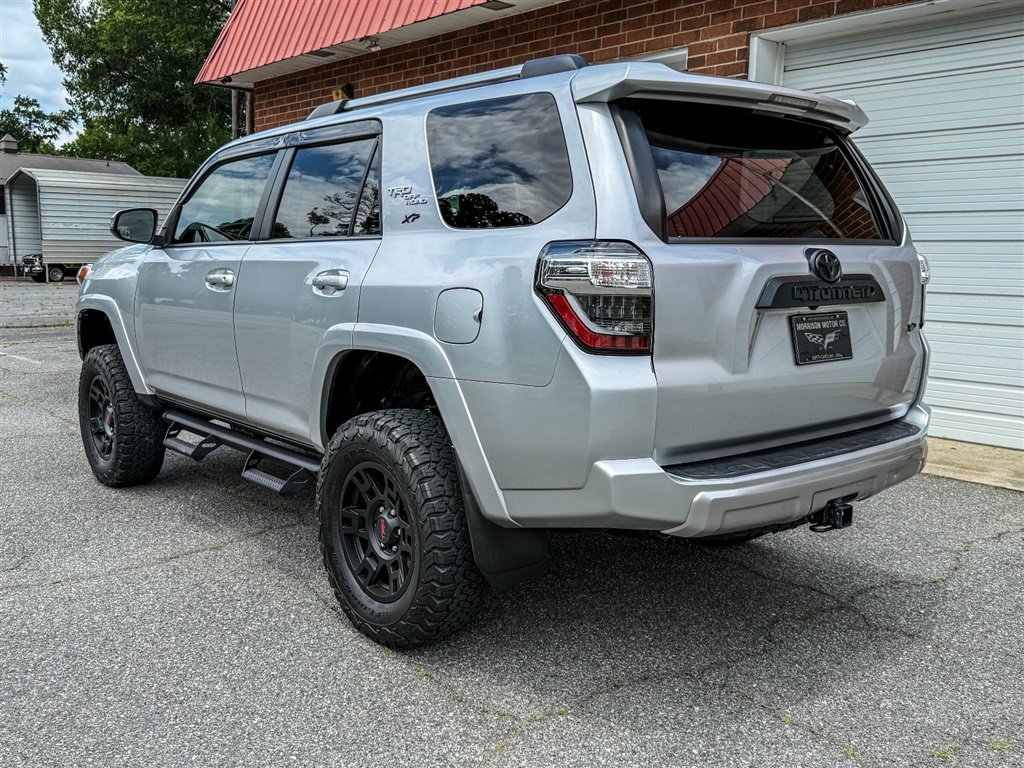 Used 2018 Toyota 4Runner TRD Off-Road Premium AWD/4WD image 21