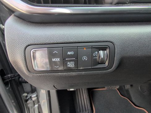 Used 2026 GMC Terrain AT4 image 22