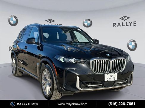 Certified 2024 BMW X5 xDrive40i w/ Parking Assistance Package image 1