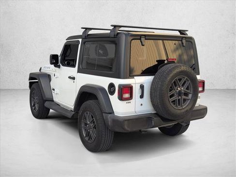 Used 2023 Jeep Wrangler Sport AWD/4WD image 8