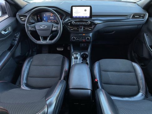 Used 2023 Ford Escape ST-Line image 18