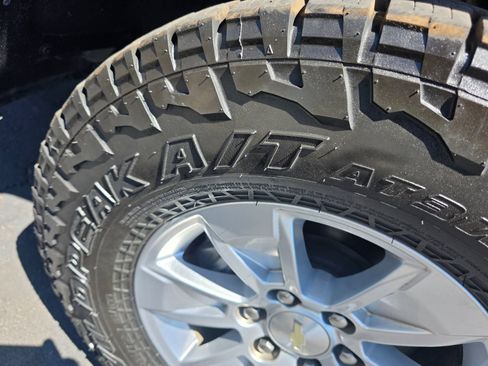 Used 2019 Chevrolet Silverado 1500 LT w/ All-Star Edition RWD image 17