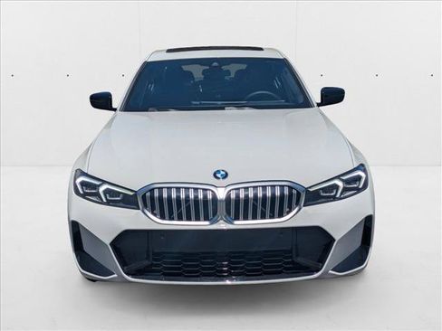 Used 2025 BMW 330i xDrive Sedan image 5