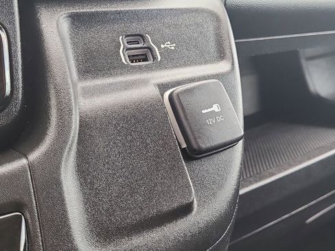 Used 2023 RAM ProMaster 2500 FWD image 26