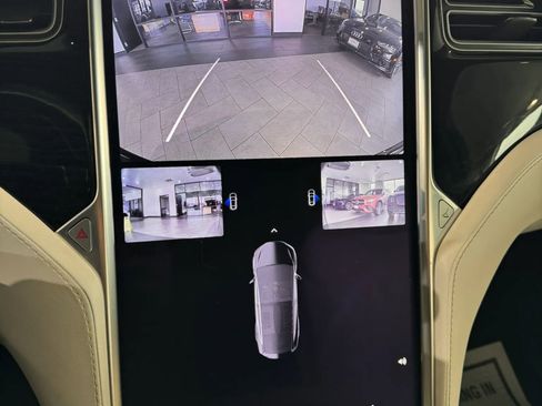 Used 2016 Tesla Model X 75D image 33