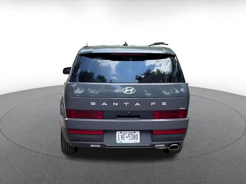 Used 2025 Hyundai Santa Fe SEL AWD/4WD image 12