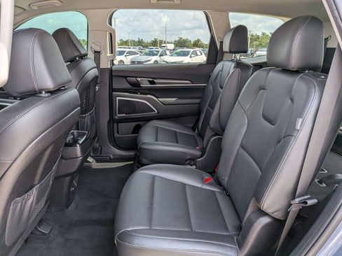 Certified 2023 Kia Telluride S AWD/4WD image 17