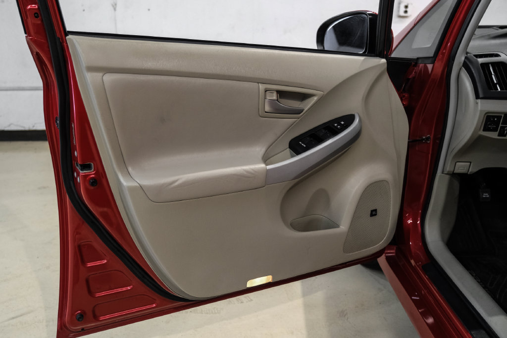 Used 2012 Toyota Prius Four w/ Deluxe Solar Roof Pkg FWD image 37