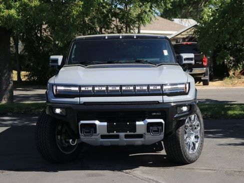 New 2025 GMC Hummer EV 2X image 2
