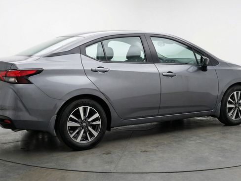 Used 2025 Nissan Versa SV FWD image 9