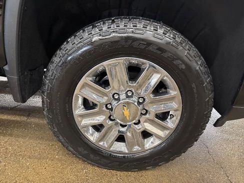 New 2026 Chevrolet Silverado 2500 High Country w/ Technology Package AWD/4WD image 9