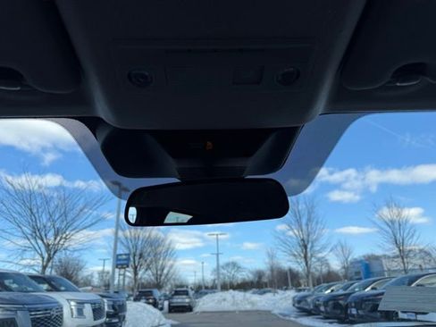 New 2026 Nissan Kicks SV w/ Cold Weather Package FWD image 17