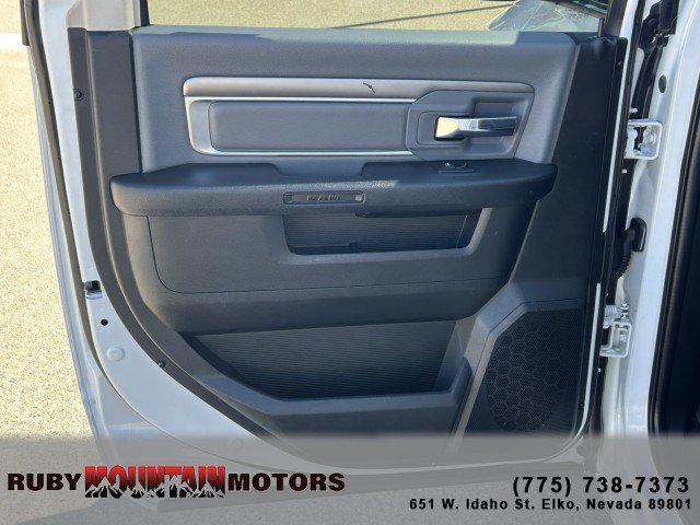 Used 2022 RAM 1500 Classic SLT w/ Electronics Group AWD/4WD image 17