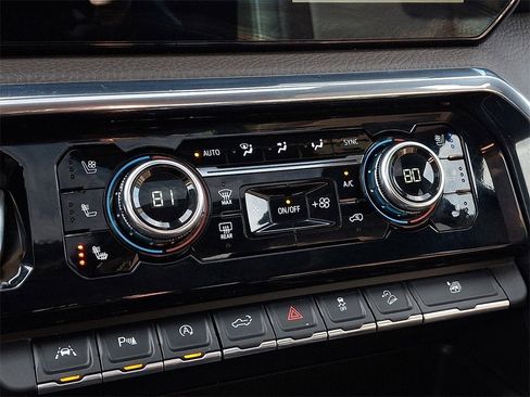 Certified 2024 GMC Sierra 1500 Denali w/ Denali Reserve Package image 18