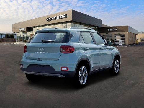 New 2026 Hyundai Venue SEL image 7