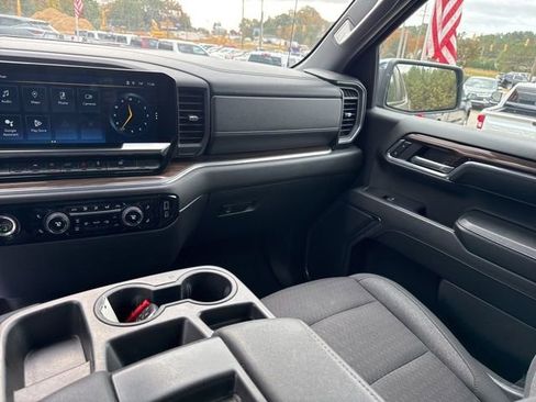 Used 2023 Chevrolet Silverado 1500 LT w/ Protection Package image 23