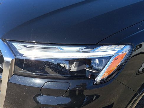 Used 2025 Audi Q7 3.0T Premium Plus w/ Premium Plus Package image 8