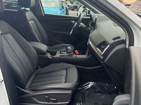 Used 2023 Audi Q5 2.0T Premium AWD/4WD image 3