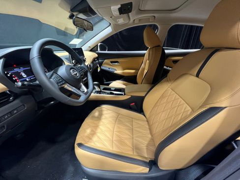 New 2025 Nissan Sentra SV w/ SV Premium Package image 32