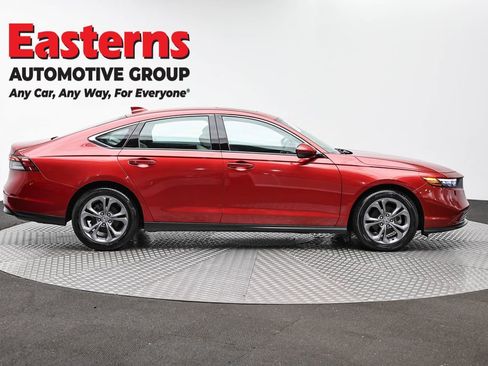 Used 2023 Honda Accord EX image 4