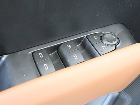 New 2026 GMC Canyon AT4 AWD/4WD image 13