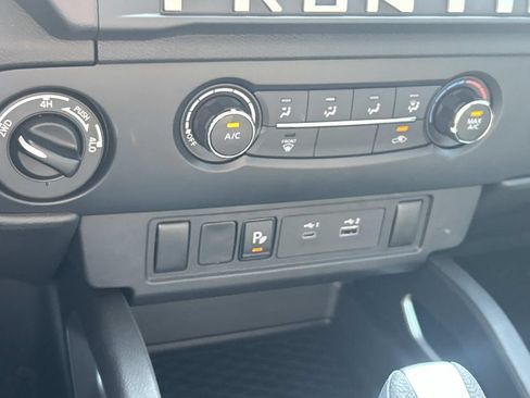 New 2026 Nissan Frontier SV w/ Tow Package AWD/4WD image 30