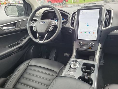 Certified 2022 Ford Edge SEL w/ Convenience Package AWD/4WD image 13