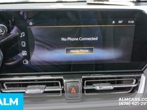 Used 2025 Chevrolet TrailBlazer LT AWD/4WD image 35