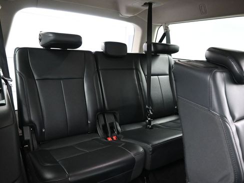 Used 2024 Ford Expedition Max XLT image 14