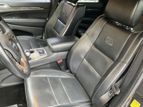 Used 2015 Jeep Grand Cherokee Overland image 33