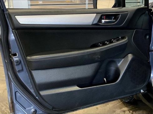 Used 2016 Subaru Outback 2.5i Premium image 20