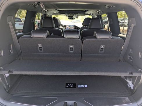 New 2026 INFINITI QX80 Autograph w/ Premium Cargo Package image 12