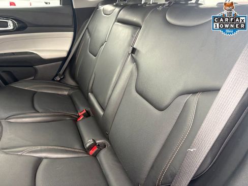 Certified 2022 Jeep Compass Limited image 34