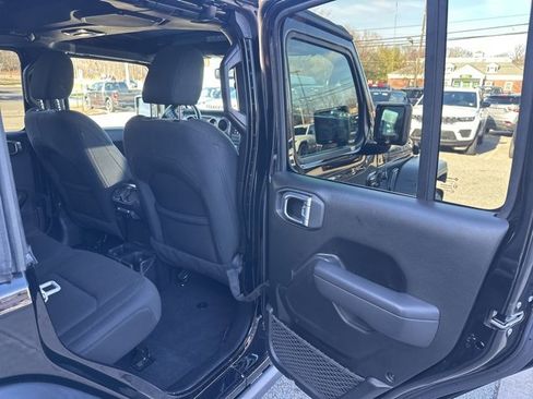 Certified 2022 Jeep Wrangler Unlimited Sport image 8