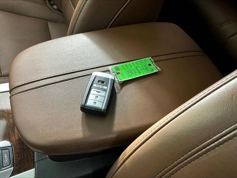 Used 2018 Acura TLX V6 SH-AWD w/ Technology Pkg image 36