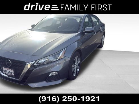 Used 2020 Nissan Altima 2.5 S image 1