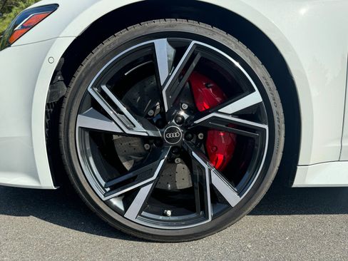 Used 2022 Audi RS 6 w/ Executive Package AWD/4WD image 53