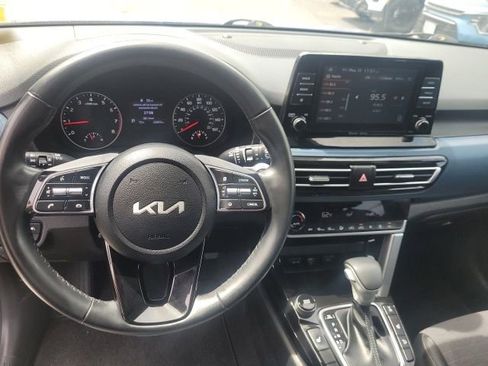 Certified 2023 Kia Seltos S AWD/4WD image 10