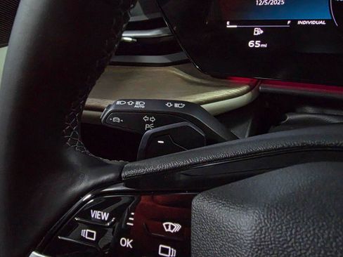 Used 2025 Audi Q5 Prestige image 24