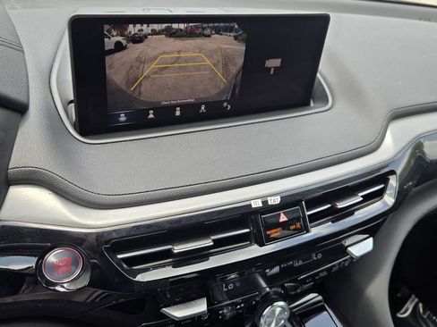 Used 2024 Acura MDX FWD image 23