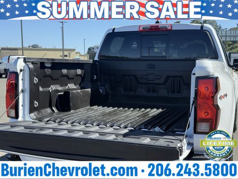 Used 2024 Chevrolet Colorado LT w/ LT Convenience Package II AWD/4WD image 32