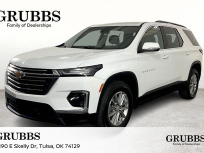 Used 2023 Chevrolet Traverse LT