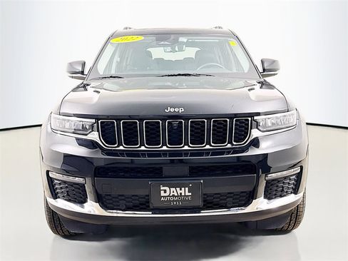 Used 2022 Jeep Grand Cherokee L Limited w/ Luxury Tech Group II image 12