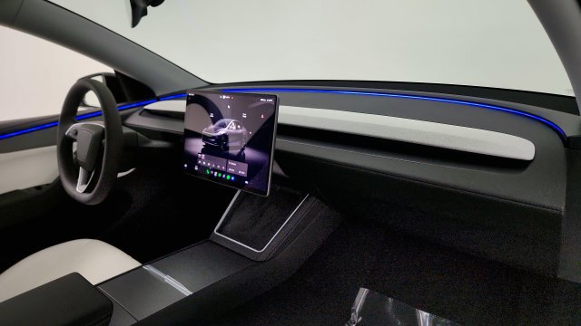Used 2026 Tesla Model Y 2WD image 34