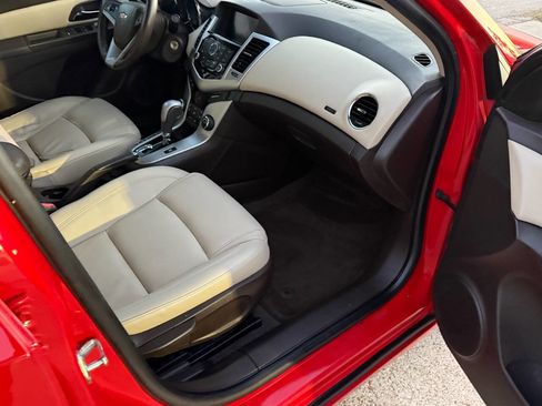 Used 2014 Chevrolet Cruze Diesel image 28