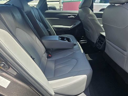 Used 2019 Toyota Avalon XLE w/ Moonroof Package FWD image 28