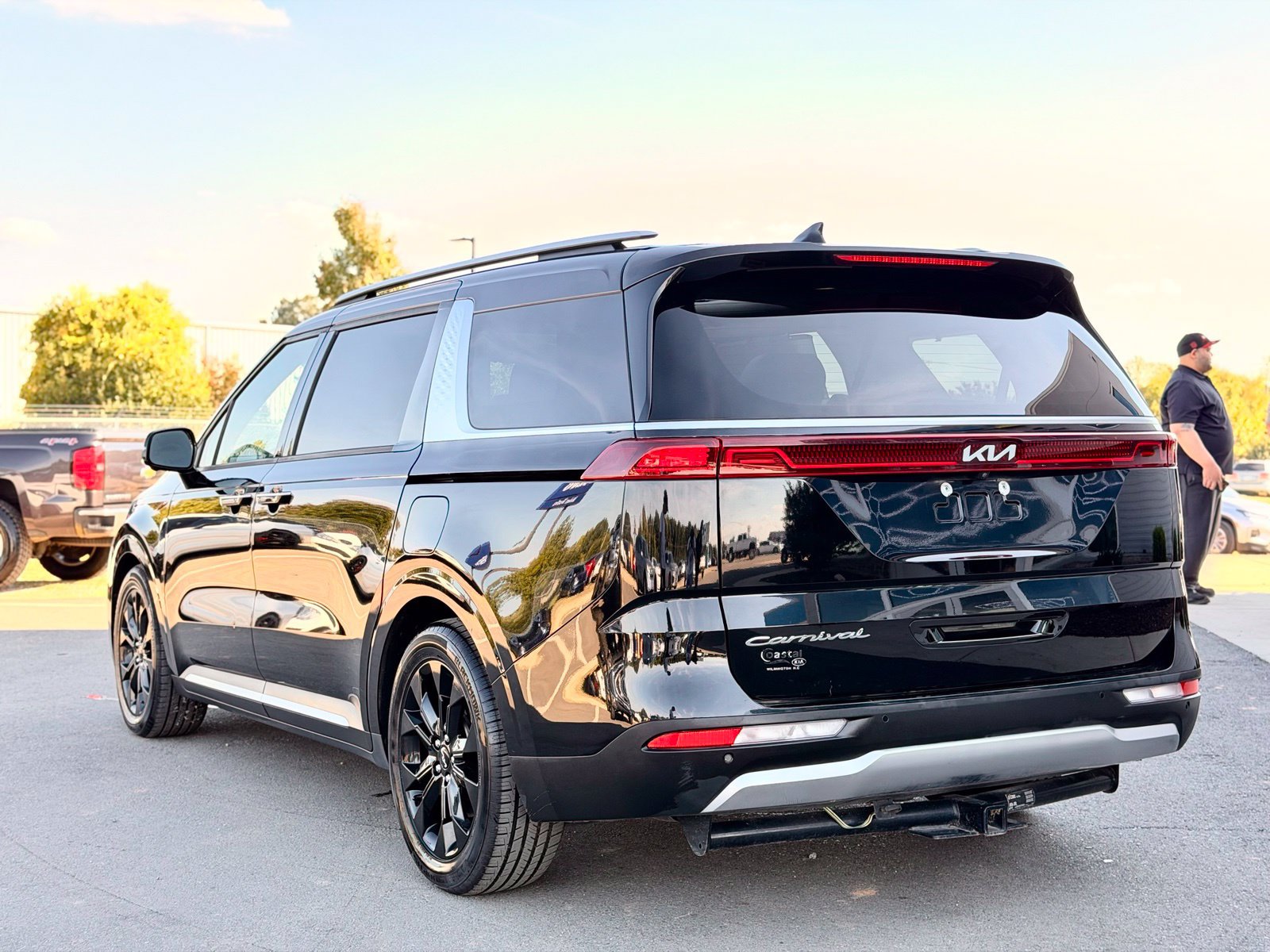 Used 2022 Kia Carnival SX Prestige FWD image 13