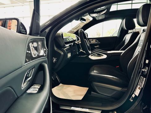 New 2026 Mercedes-Benz GLE 53 AMG 4MATIC Coupe image 4