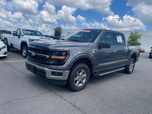 Used 2025 Ford F150 XLT w/ Equipment Group 301A Standard AWD/4WD image 3