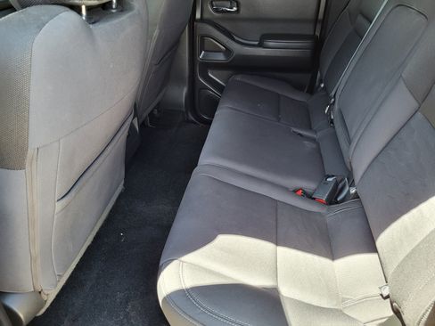 Certified 2022 Nissan Frontier SV AWD/4WD image 25